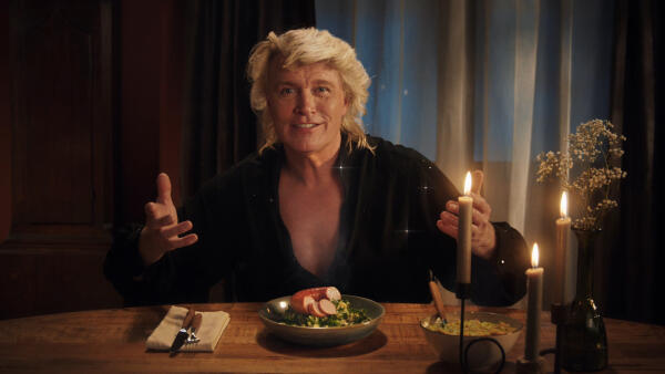 Hans Klok wil 'voor altijd wintertijd' in nieuwe Unox campagne, ontwikkeld door TBWA