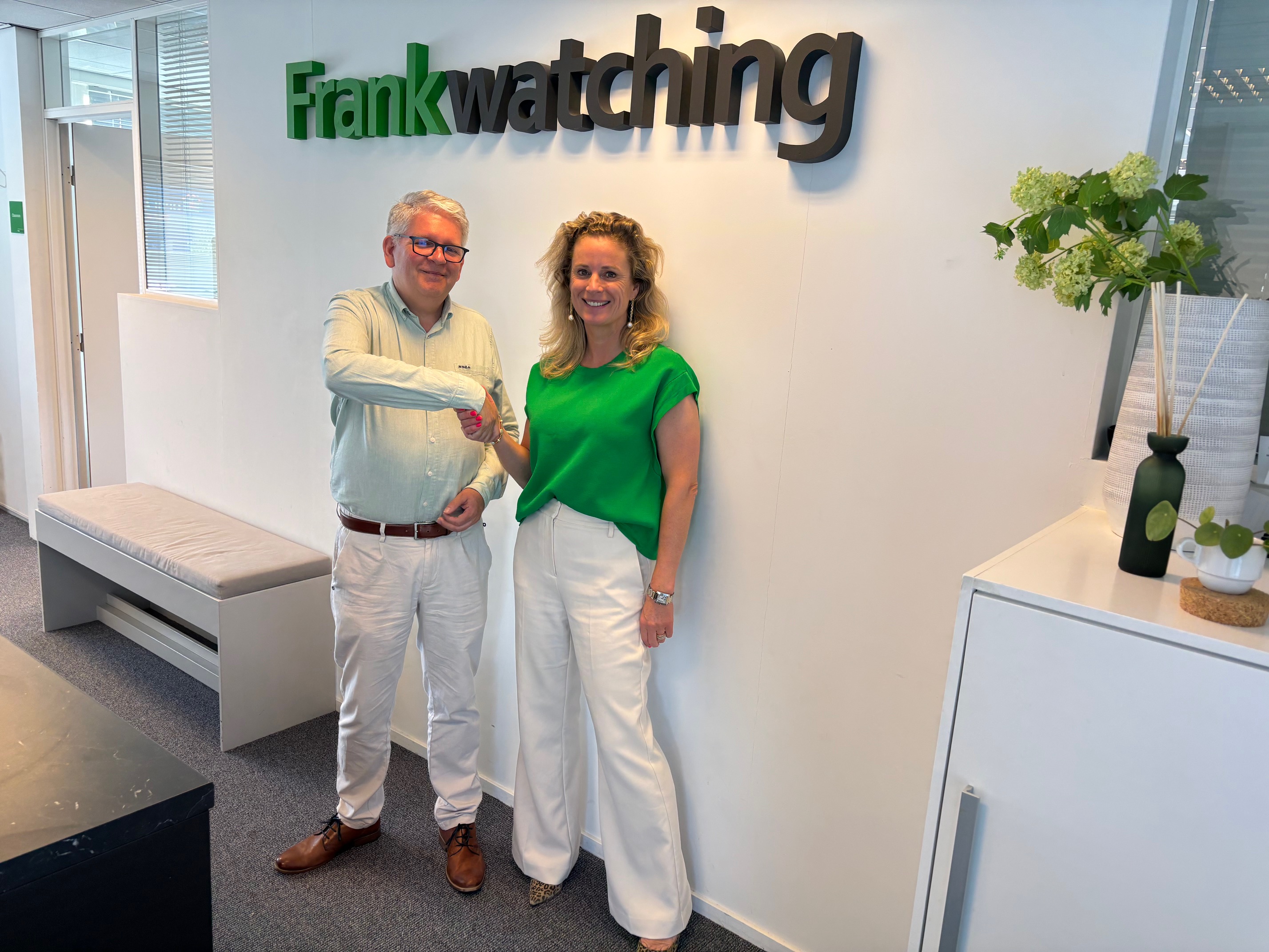 Sijthoff neemt Frankwatching over