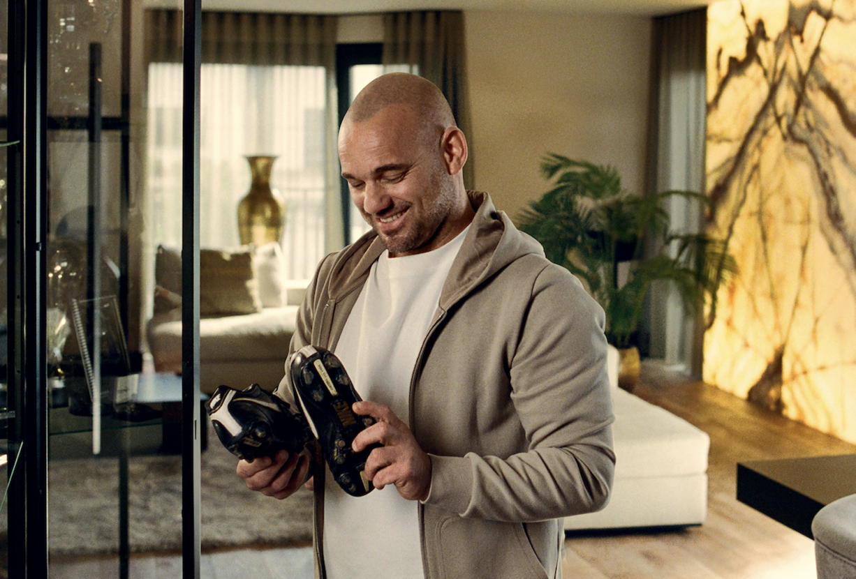 Wesley Sneijder nieuw gezicht in merkcampagne Scapino