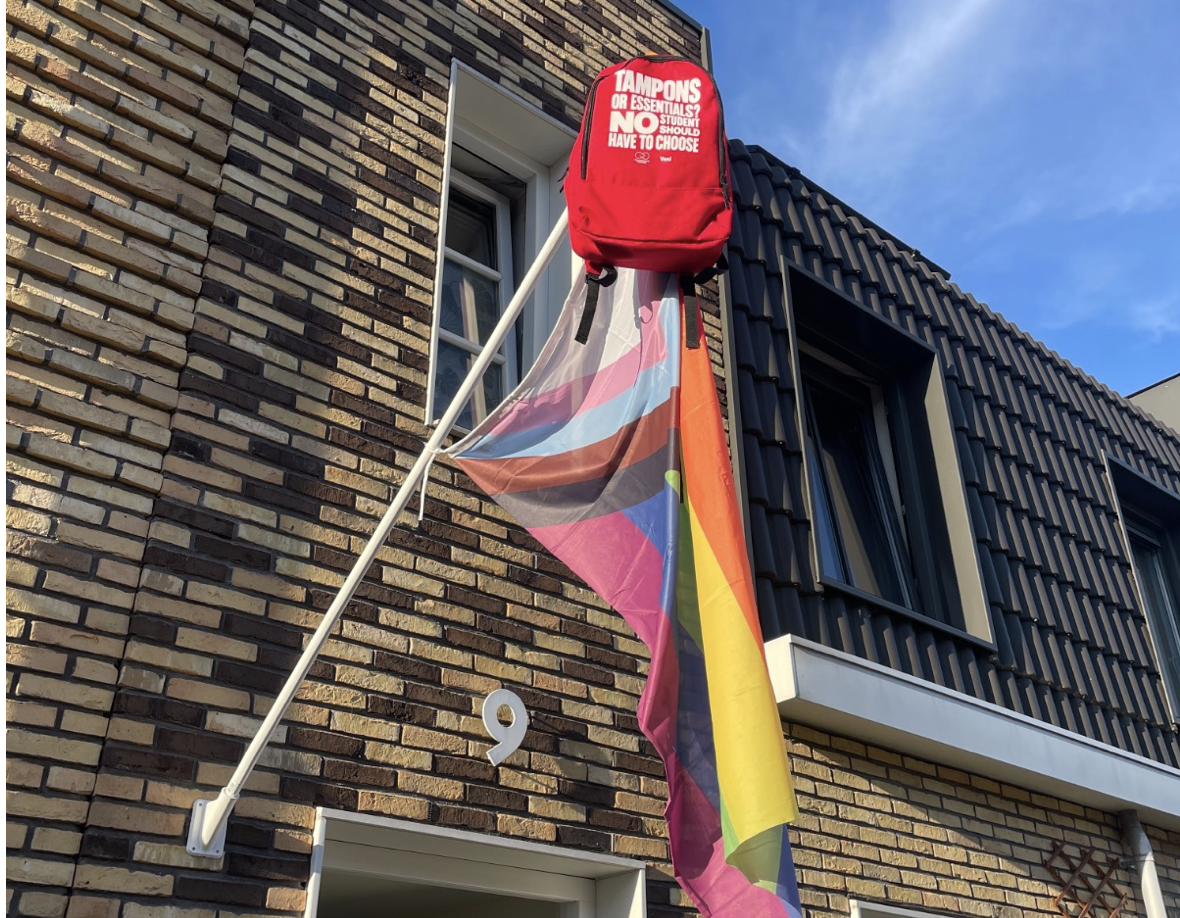Eindexamentraditie krijgt activistische lading tegen menstruatiearmoede