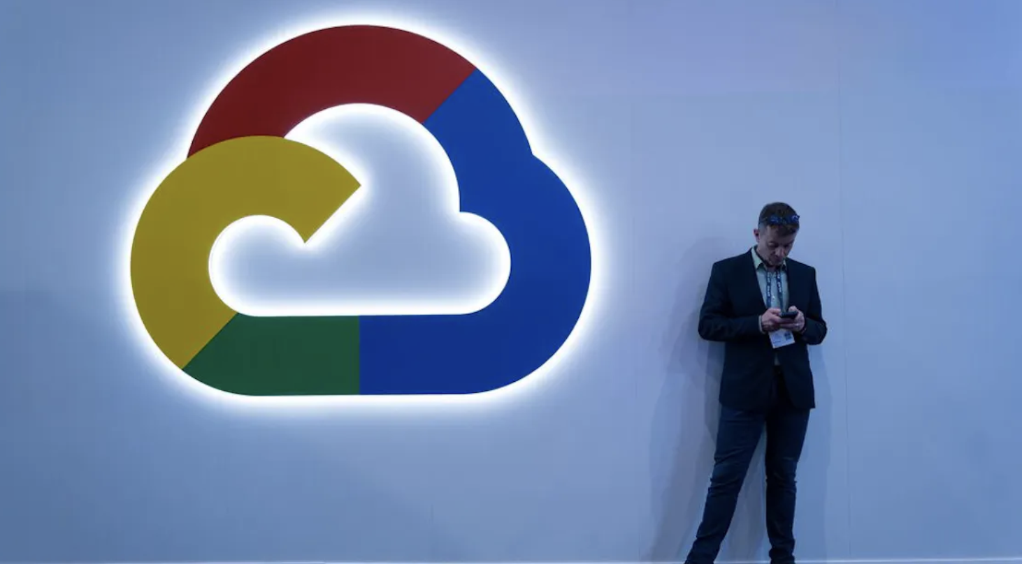Google trekt eigen diensten voor en krijgt boete van €890 miljoen