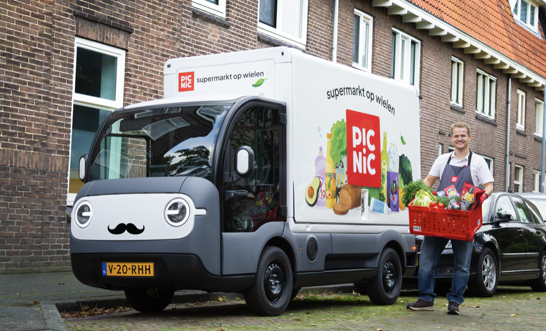 Picnic komt met compleet vernieuwd bezorgwagentje