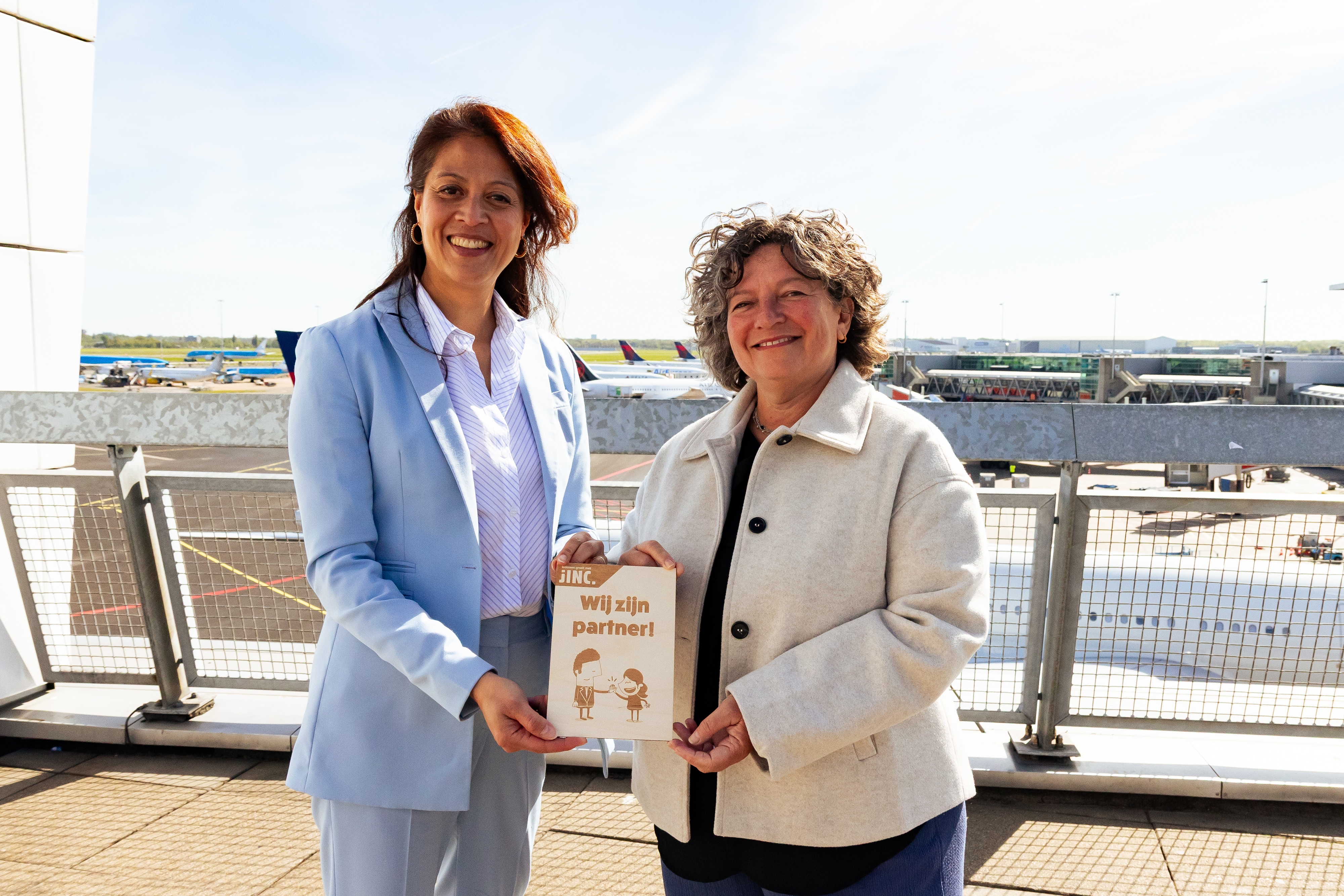 Schiphol en JINC verkleinen afstand tot arbeidsmarkt