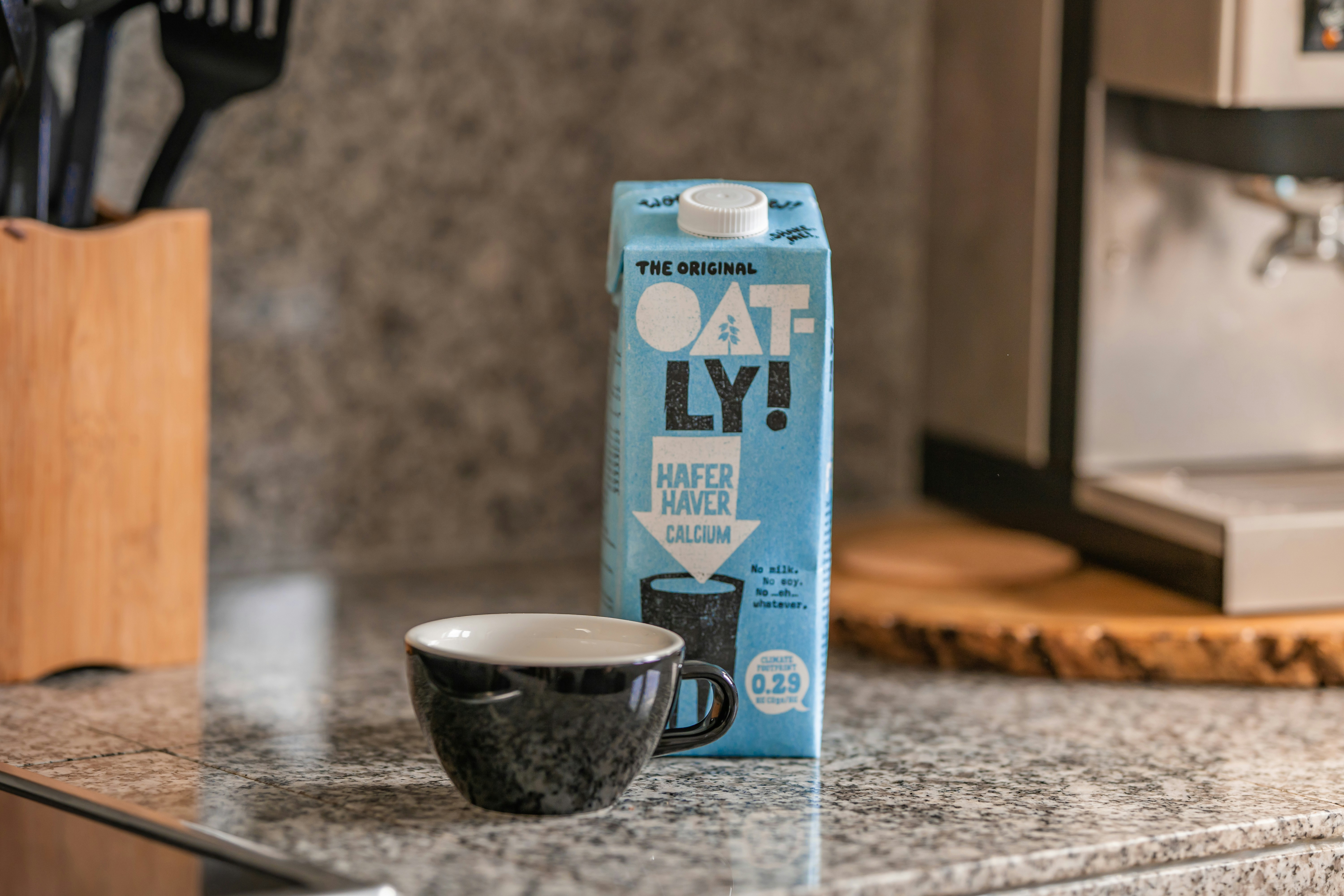 Oatly en Radio Radio openen zomerse hangout op Westergasterrein