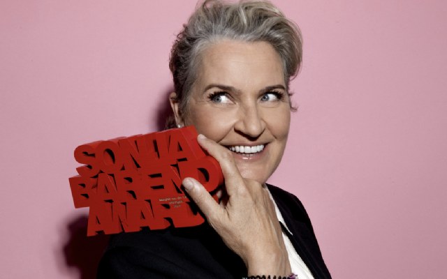Margreet van der Linden wint Sonja Barend Award