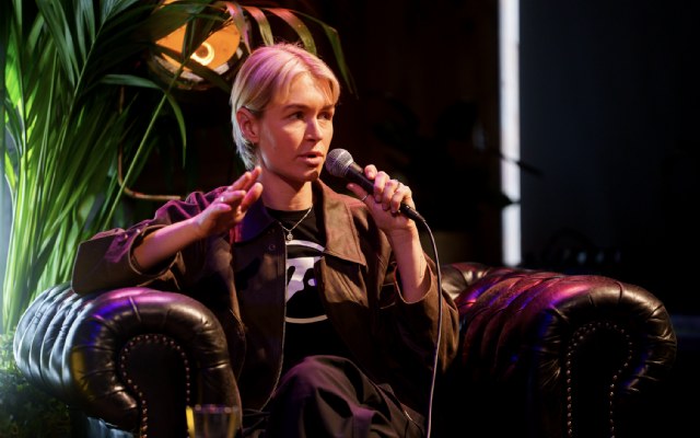 Rave Recap #2: achter vrolijke deuntjes schuilen serieuze woorden