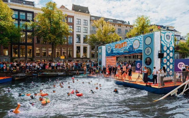 Amsterdam City Swim haalt recordopbrengst van ruim 3 miljoen euro op