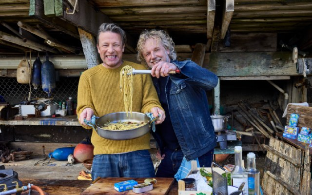 Jamie Oliver en Fish Tales slaan handen ineen om van duurzame vis internationaal de norm te maken
