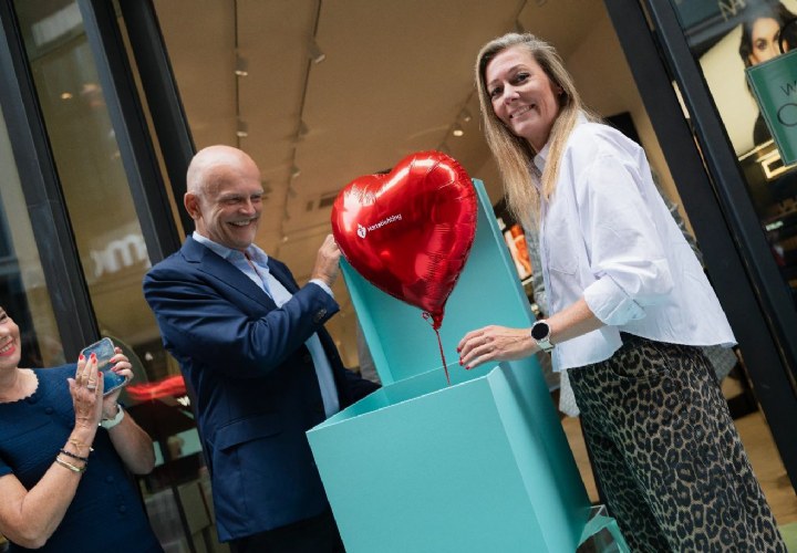 DOUGLAS en Hartstichting starten meerjarige samenwerking voor het vrouwenhart