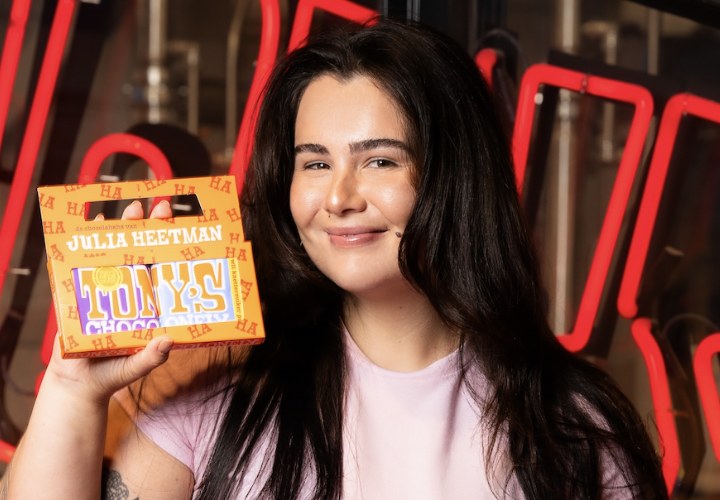 Tony's maakt Chocolahaha-reep met Julia Heetman